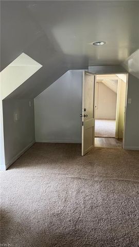 204 Fairview CIR, Portsmouth, VA 23702