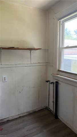 204 Fairview CIR, Portsmouth, VA 23702