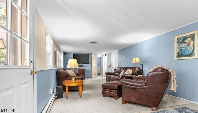 29 Leffler Hill Rd, Raritan Twp., NJ 08822