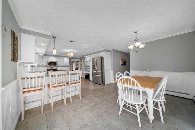 315 Candlestick Rd, North Andover, MA 01845