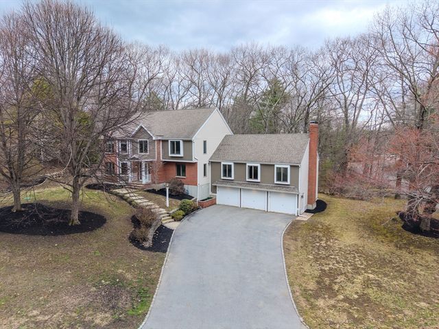 315 Candlestick Rd, North Andover, MA 01845