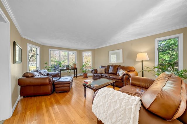 315 Candlestick Rd, North Andover, MA 01845