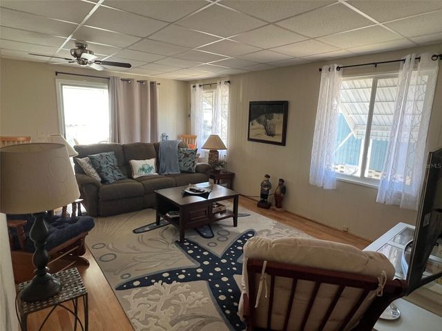 29250 US HIGHWAY 19 N 570, Clearwater, FL 33761