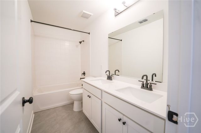 108 Kingswood Circle, Bloomingdale, GA 31302