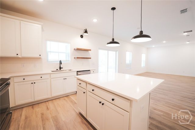 108 Kingswood Circle, Bloomingdale, GA 31302