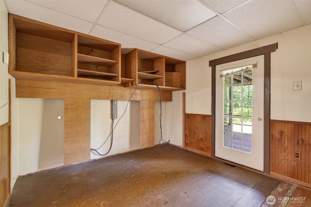 943 Fall Creek Road, Longview, WA 98632