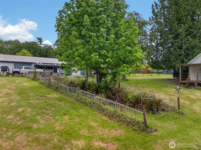 943 Fall Creek Road, Longview, WA 98632