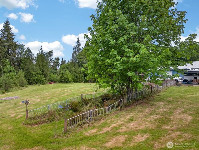 943 Fall Creek Road, Longview, WA 98632