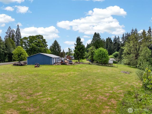 943 Fall Creek Road, Longview, WA 98632