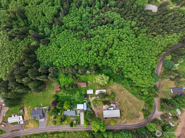943 Fall Creek Road, Longview, WA 98632