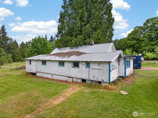 943 Fall Creek Road, Longview, WA 98632
