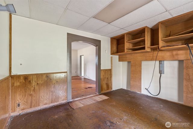 943 Fall Creek Road, Longview, WA 98632