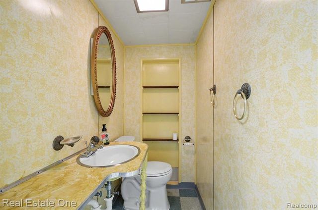 15064 Masonic Boulevard, Warren, MI 48088