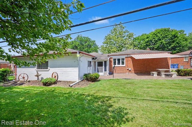 15064 Masonic Boulevard, Warren, MI 48088