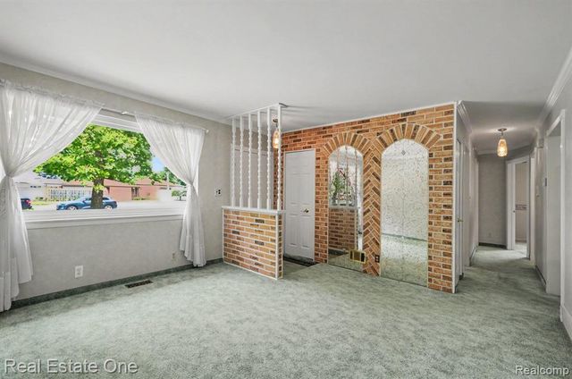15064 Masonic Boulevard, Warren, MI 48088