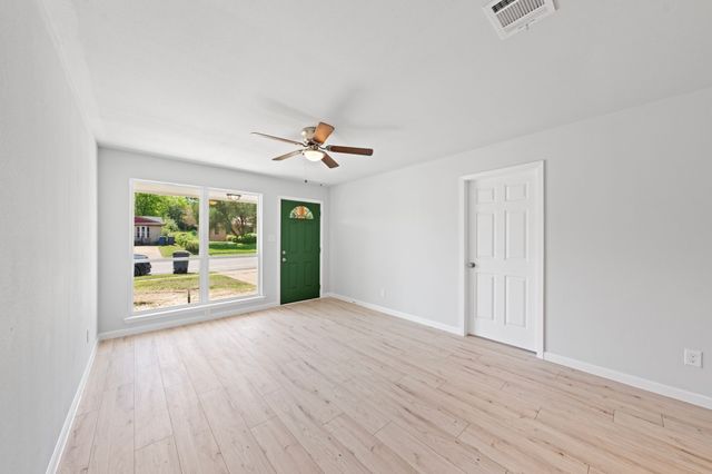 5952 Golden Gate Drive, Dallas, TX 75241