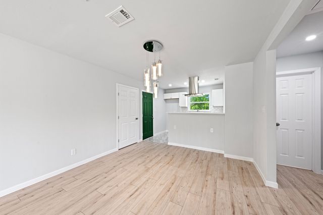 5952 Golden Gate Drive, Dallas, TX 75241