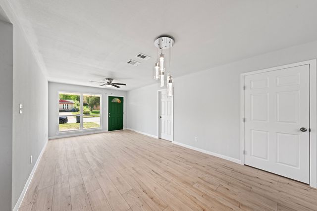 5952 Golden Gate Drive, Dallas, TX 75241