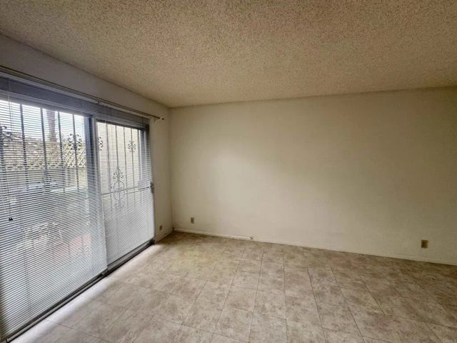 6855 Bear River Row 2, San Diego, CA 92139