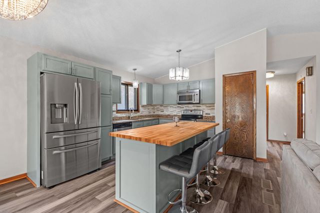 4800 Dodd Road, Eagan, MN 55123