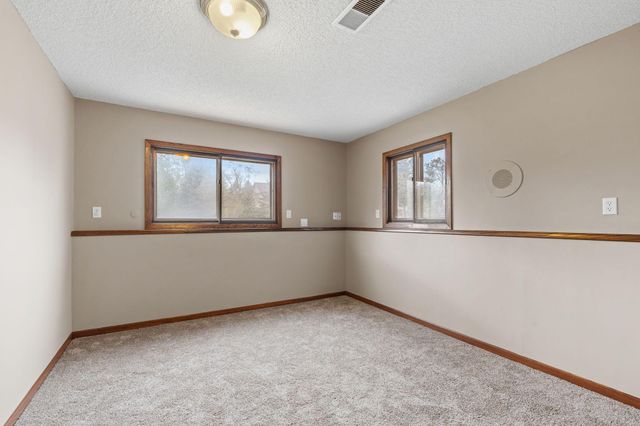 4800 Dodd Road, Eagan, MN 55123