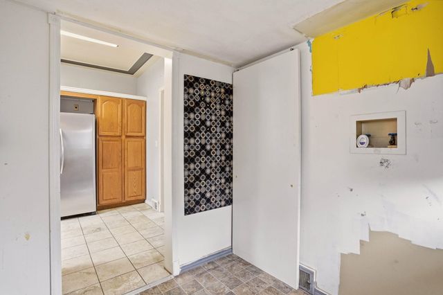 2016 N Cannon St, Spokane, WA 99205