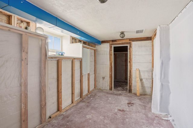 2016 N Cannon St, Spokane, WA 99205