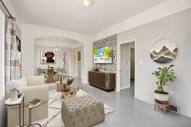 2016 N Cannon St, Spokane, WA 99205