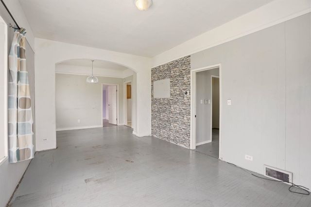 2016 N Cannon St, Spokane, WA 99205