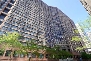 211 E Ohio Street 2212, Chicago, IL 60611