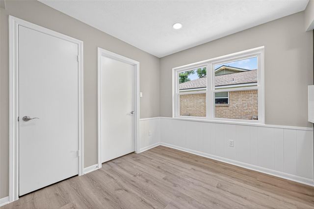 1307 Hitherfield Drive, Sugar Land, TX 77498