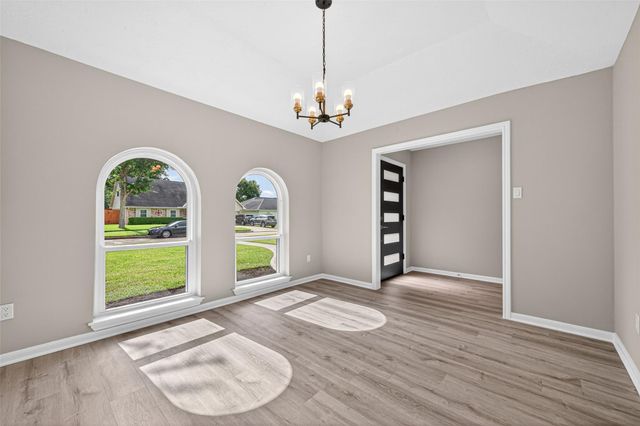 1307 Hitherfield Drive, Sugar Land, TX 77498