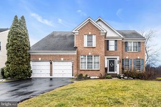 43553 DEMPSEY LN, Chantilly, VA 20152