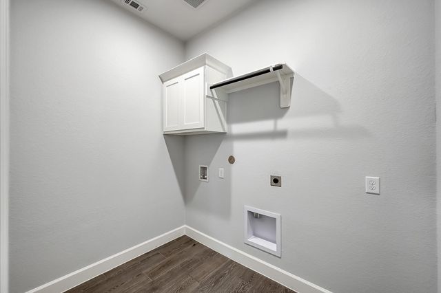 8431 Willow Whisper Lane, Magnolia, TX 77354