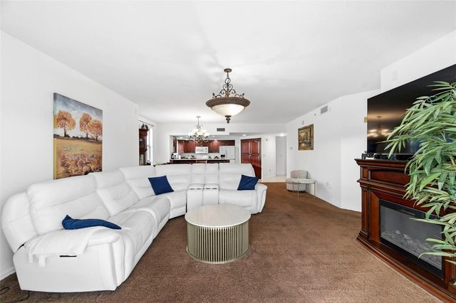 1200 COUNTRY CLUB DRIVE 2106, Largo, FL 33771