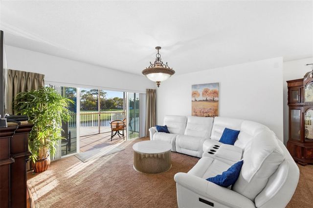 1200 COUNTRY CLUB DRIVE 2106, Largo, FL 33771