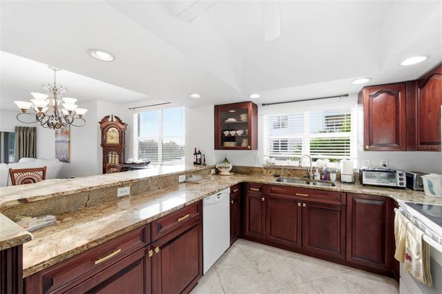 1200 COUNTRY CLUB DRIVE 2106, Largo, FL 33771