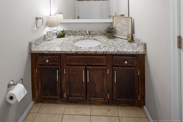 5615 Tee Court, Hope Mills, NC 28348