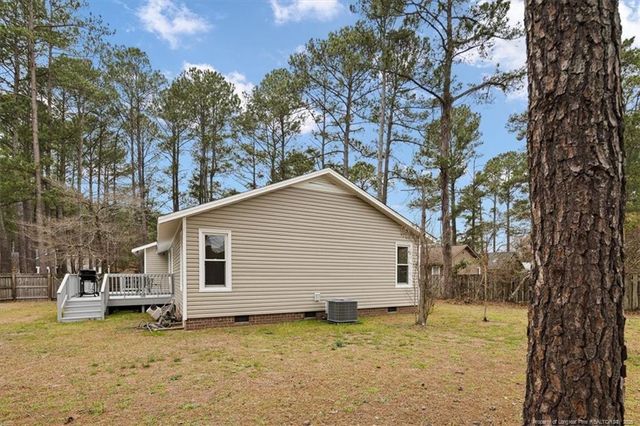 5615 Tee Court, Hope Mills, NC 28348