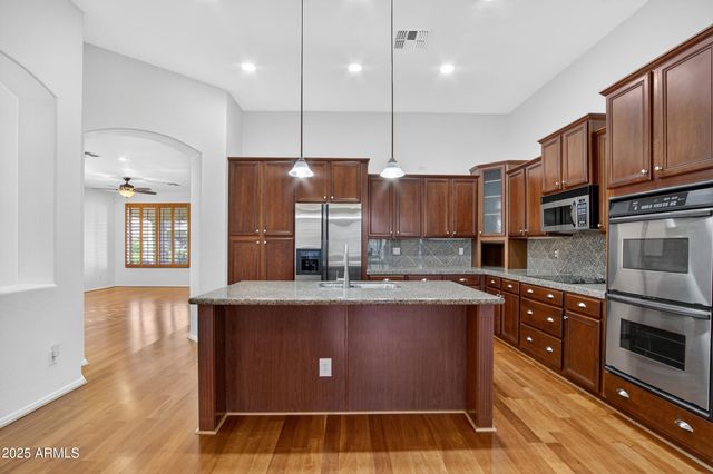 7325 E MINTON Circle, Mesa, AZ 85207