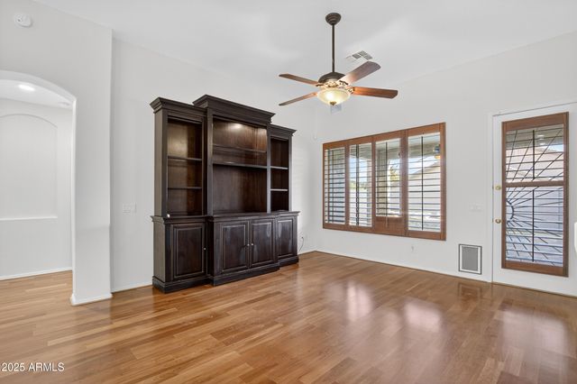 7325 E MINTON Circle, Mesa, AZ 85207