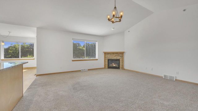 131 Sarahs WAY, Sheboygan Falls, WI 53085