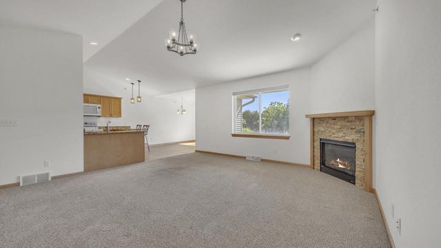 131 Sarahs WAY, Sheboygan Falls, WI 53085