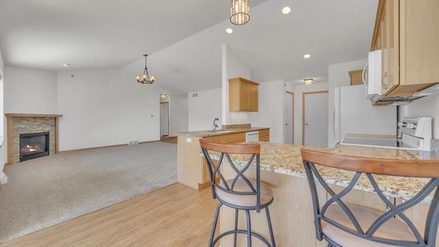 131 Sarahs WAY, Sheboygan Falls, WI 53085