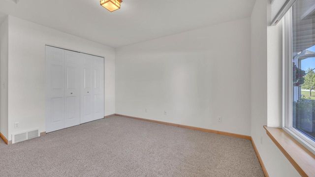 131 Sarahs WAY, Sheboygan Falls, WI 53085