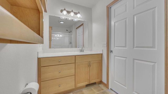 131 Sarahs WAY, Sheboygan Falls, WI 53085