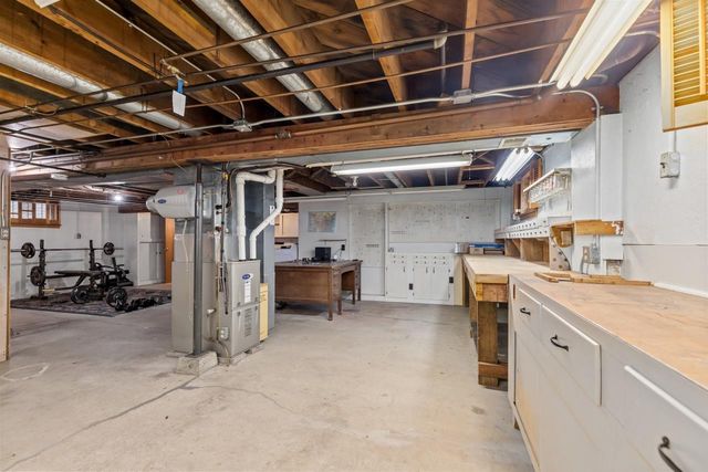 420 ANNEX AVENUE, Oshkosh, WI 54901