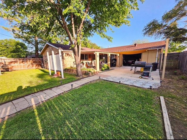 2017 Meadow Glen, Irving, TX 75060
