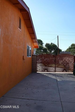 43236 W 20th Street W, Lancaster, CA 93534