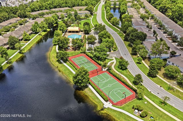 1049 N BLACK CHERRY Drive, St. Johns, FL 32259